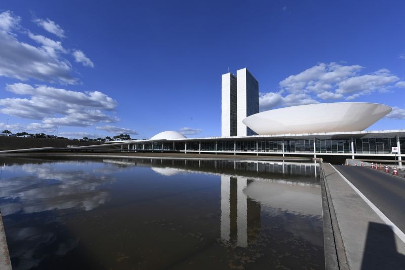 Senadores paranaenses defendem amplo debate sobre texto da Reforma Tributária