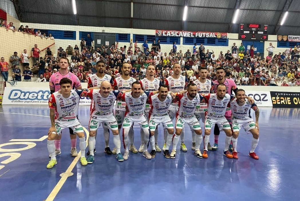 Cascavel Futsal vence o Pato e fica mais perto da final do Paranaense