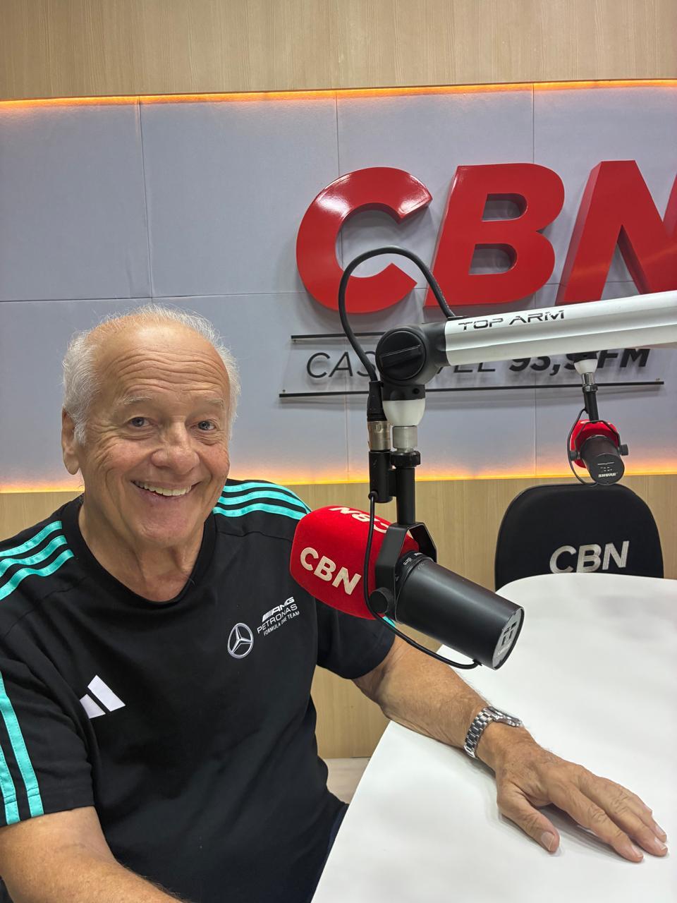 Guerra no Irã pressiona petróleo e eleva preço dos combustíveis