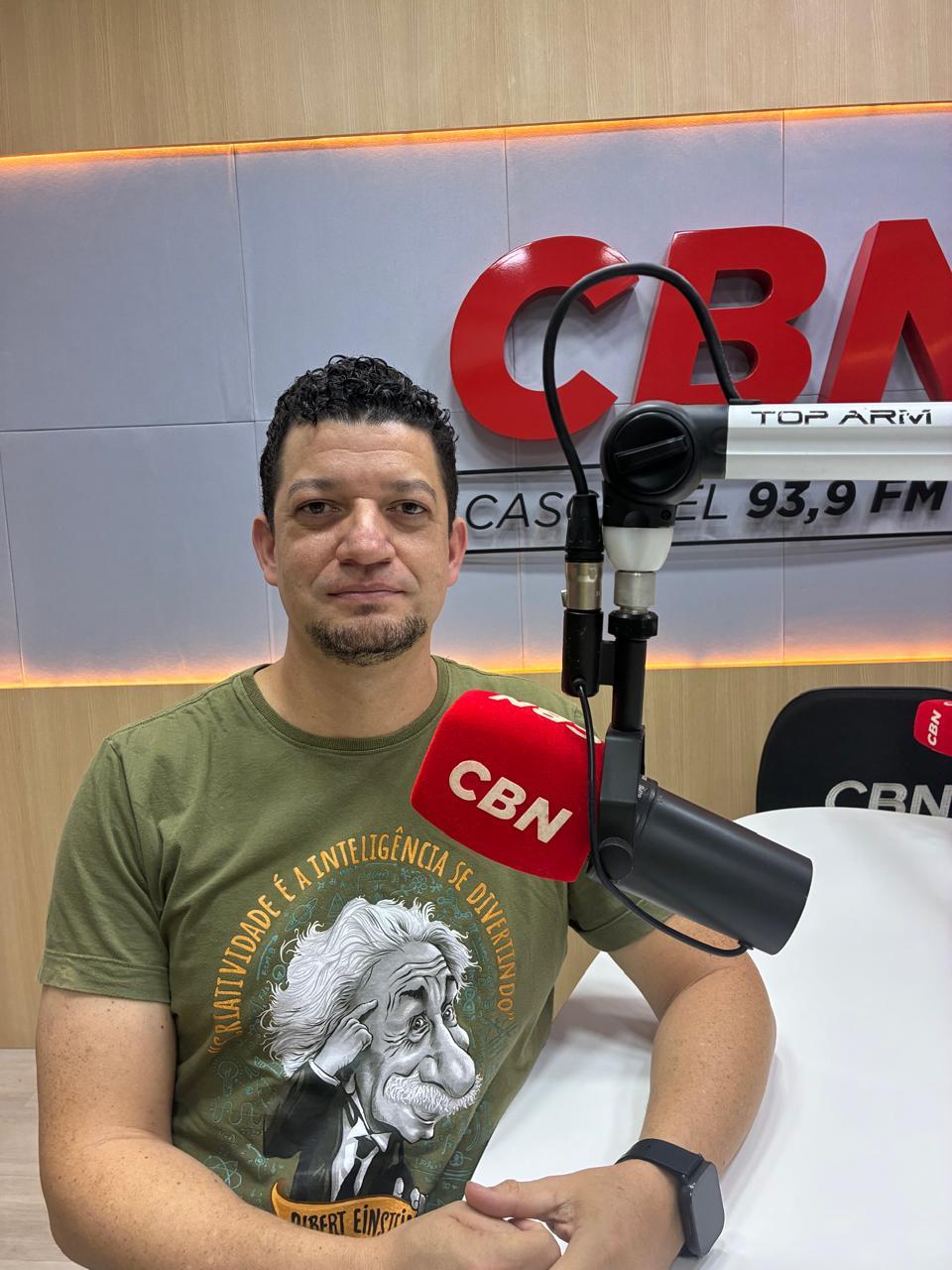 Nova legislação estabelece exigências para verificação de idade em serviços digitais