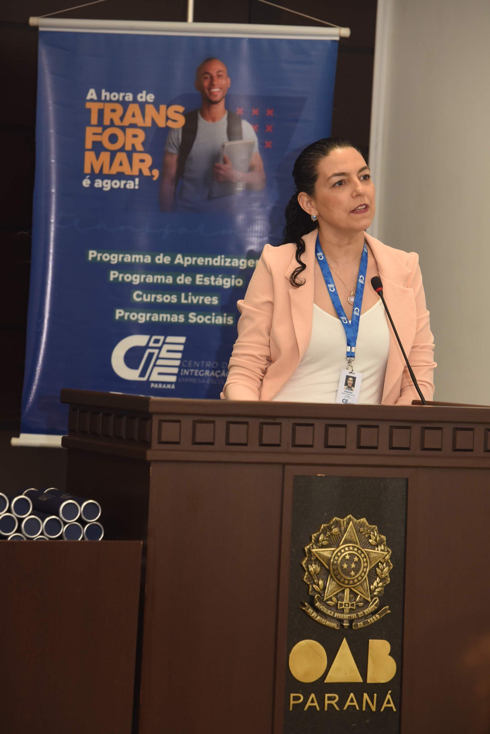 Estágio aproxima estudantes da realidade do mercado de trabalho