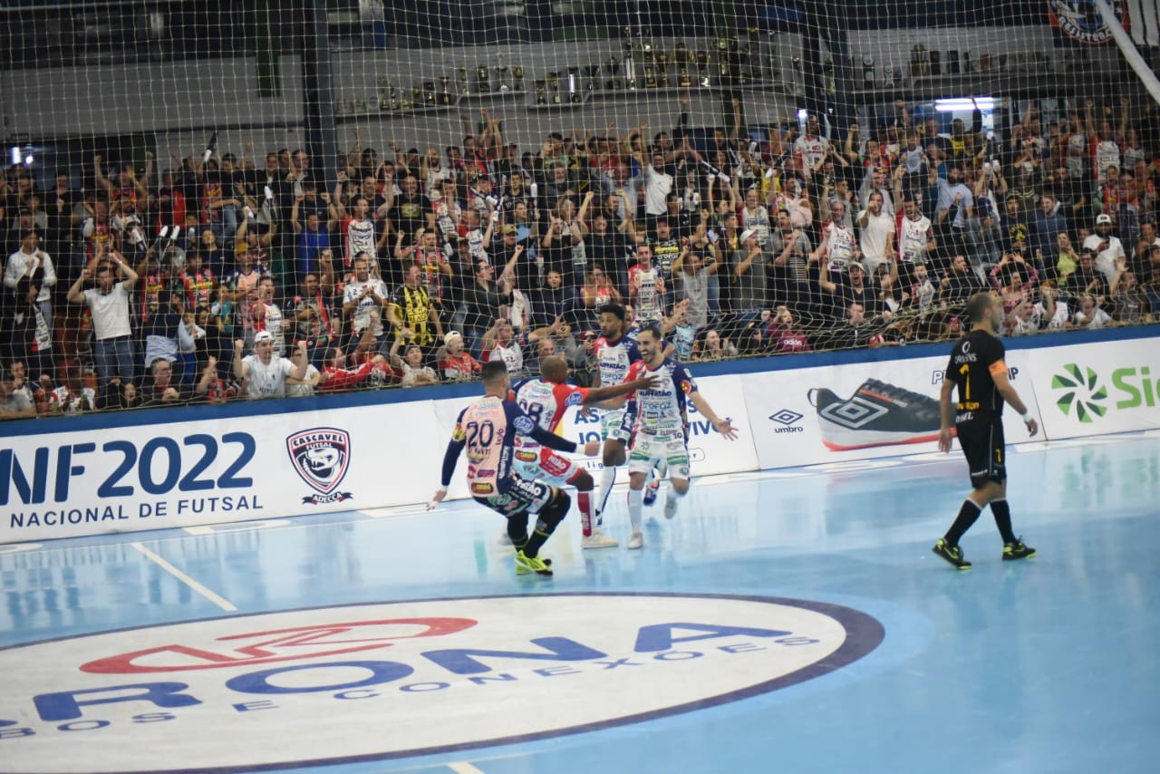 Em brilhante atuação, Cascavel Futsal volta a vencer o Sorocaba pela Liga Nacional