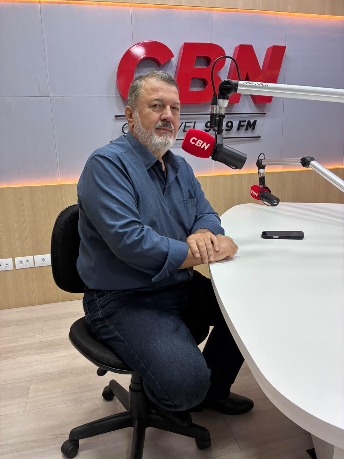 Importados e dívidas das famílias desafiam comércio de Cascavel