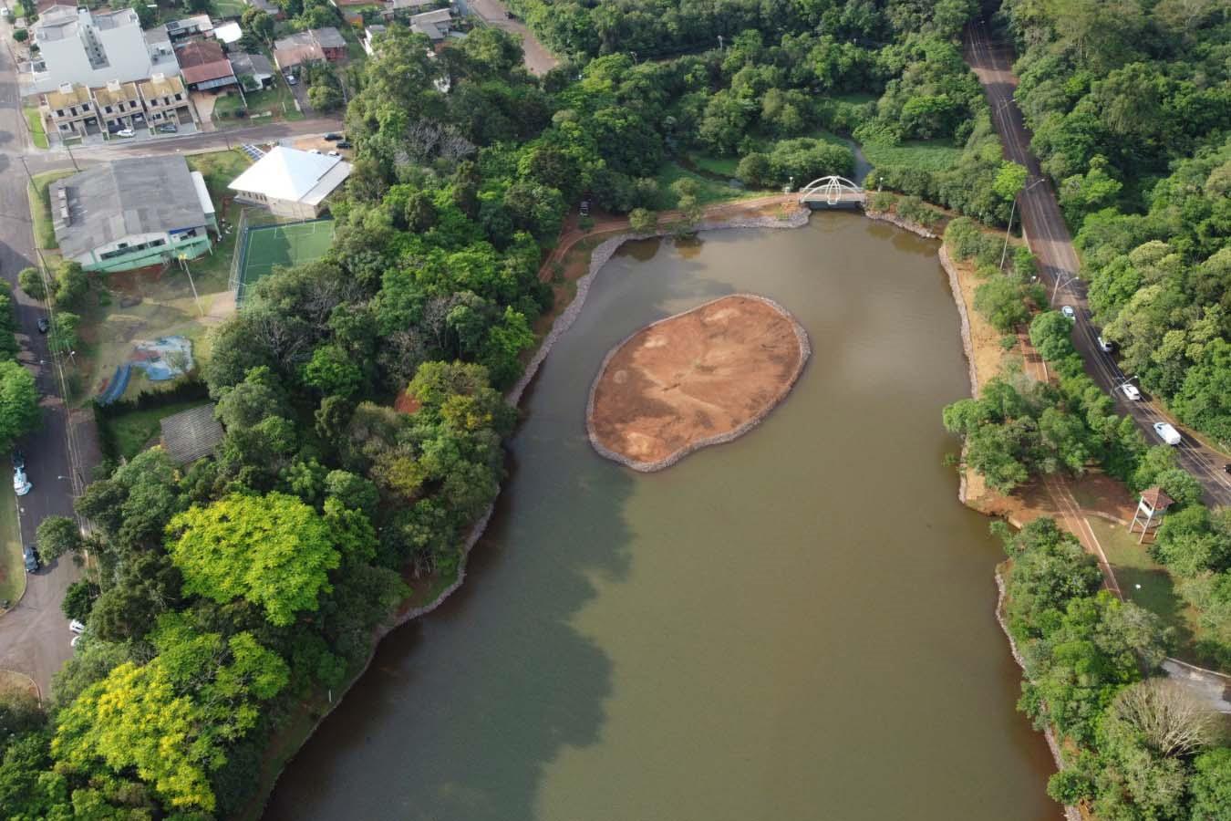 Sanepar avança na reurbanização de área que recebeu resíduos do Lago Municipal