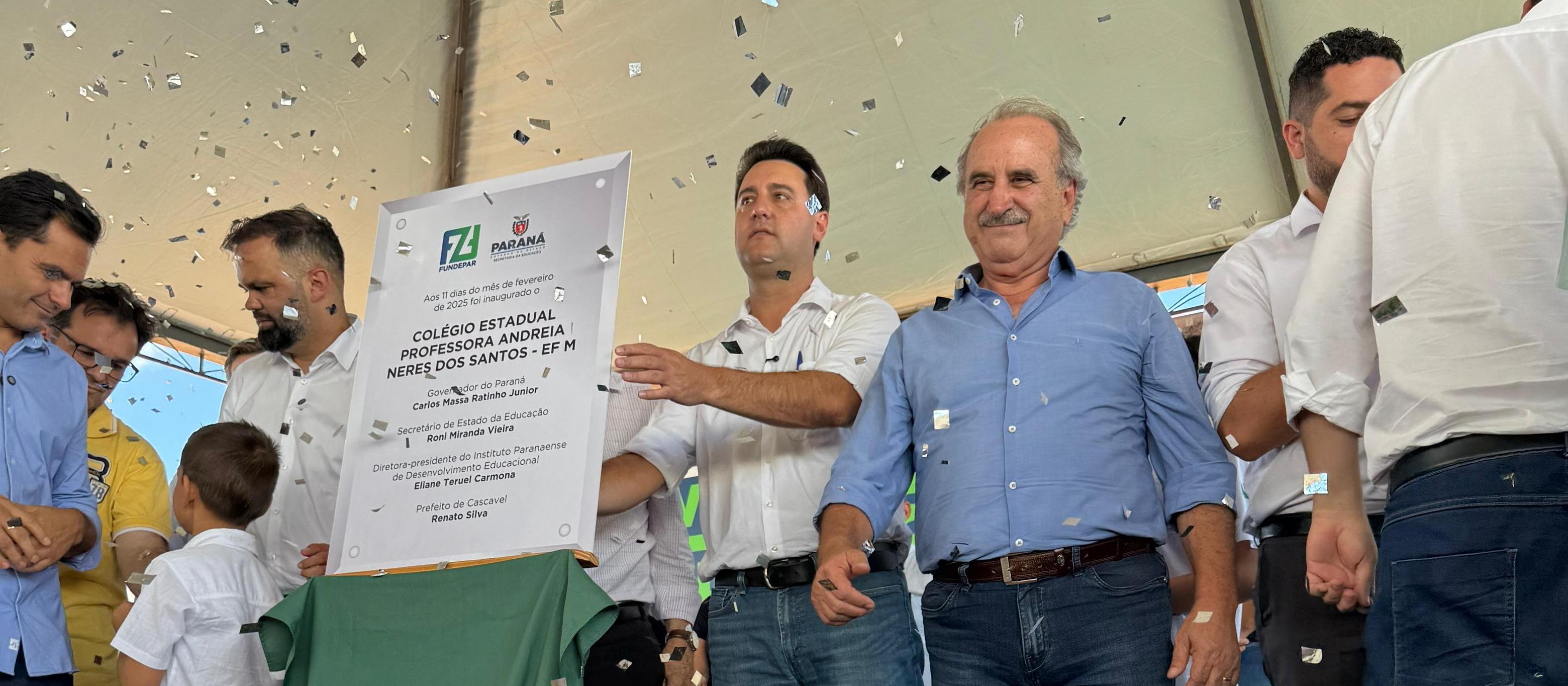 Governador Ratinho inaugura colégio em Cascavel com investimento de R$13,5 milhões