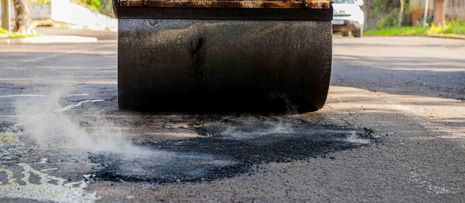 Força-tarefa da Secretaria de Obras realiza operação tapa-buracos em Cascavel
