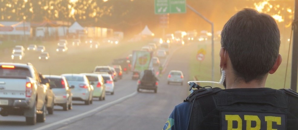 PRF orienta sobre cuidados na rodovia com o início do Show Rural