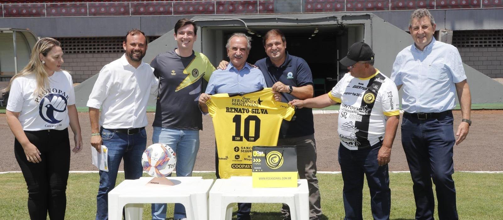 Prefeitura assina termo de concessão de uso do estádio Olímpico Regional para o FC Cascavel