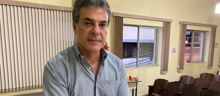 "Os prefeitos me pedem para  ser candidato a governador"