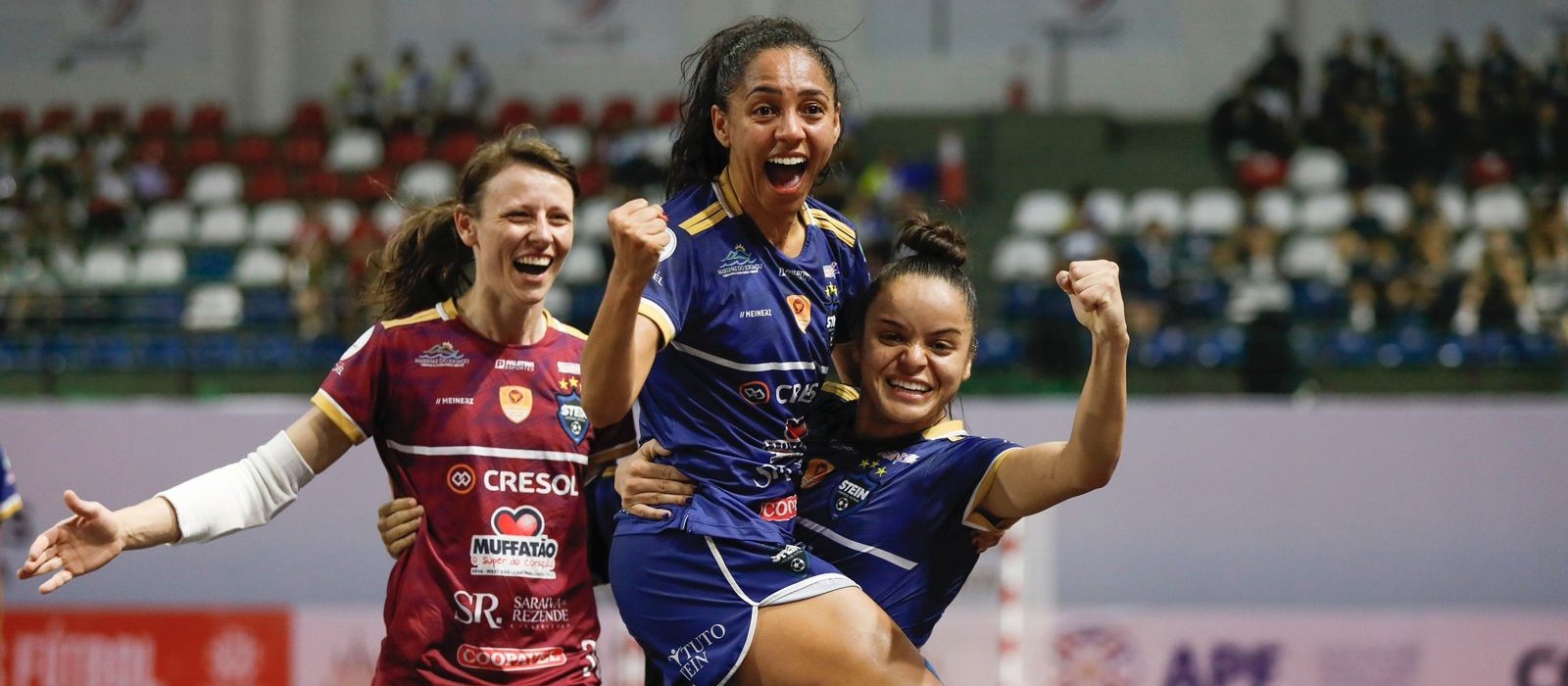 Futsal feminino: Stein Cascavel goleia Exa Ysaty e está na final