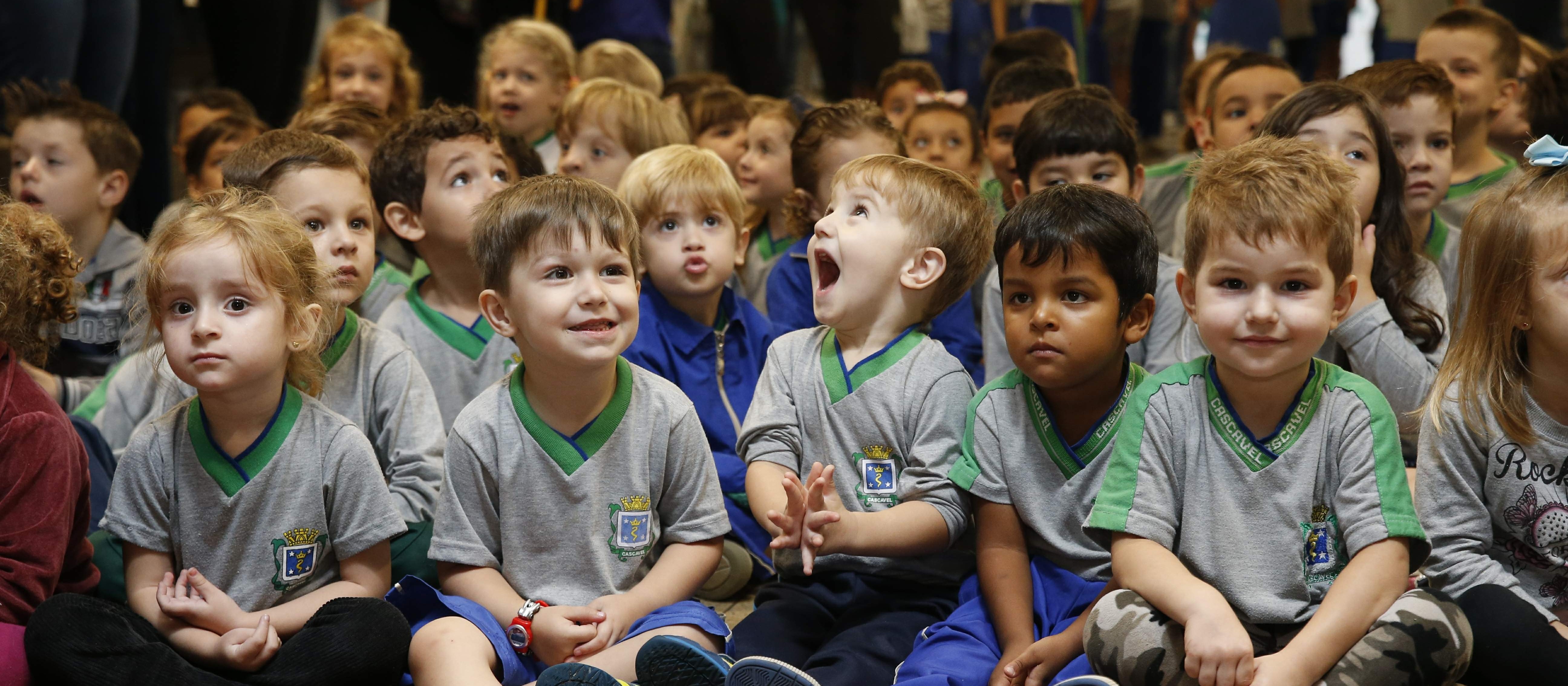 Mais de 30 mil alunos voltaram às aulas em Cascavel