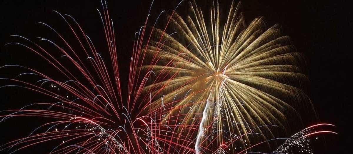Fogos de artifício exigem cuidados no uso doméstico
