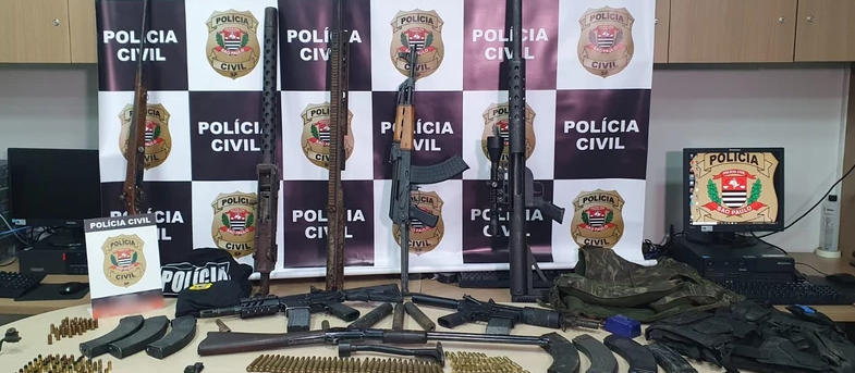 Dono de armamentos apreendidos em São Paulo é investigado por tentativa de assalto em Guarapuava