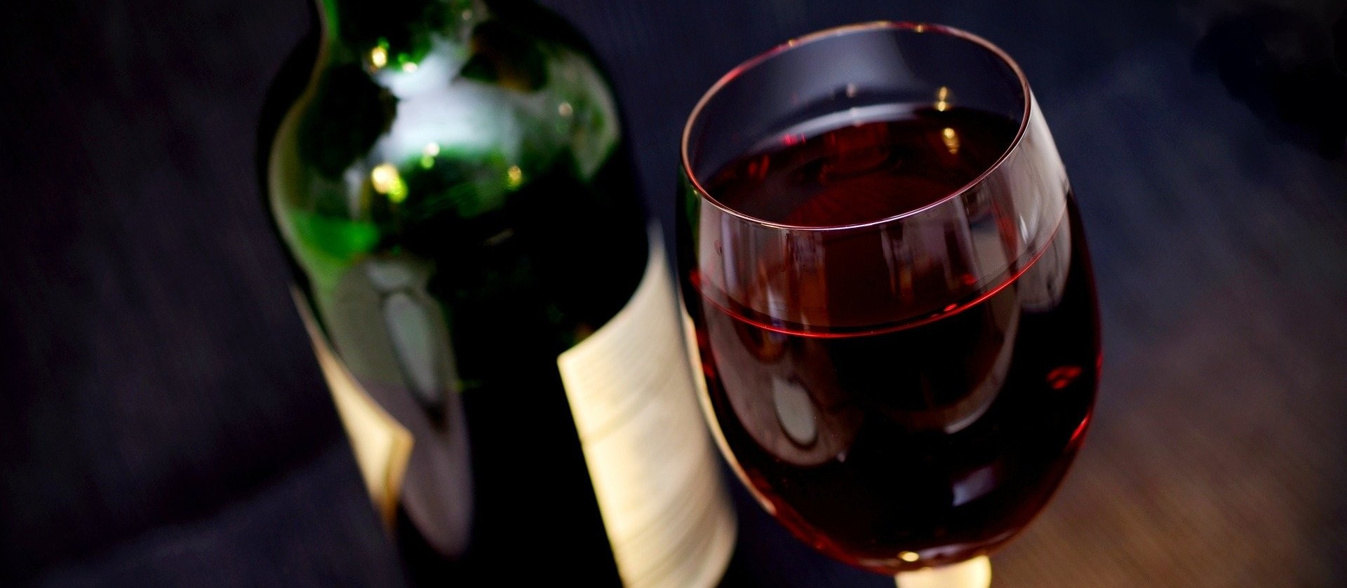 Empresários doam vinhos e experiências gastronômicas para leilão beneficente