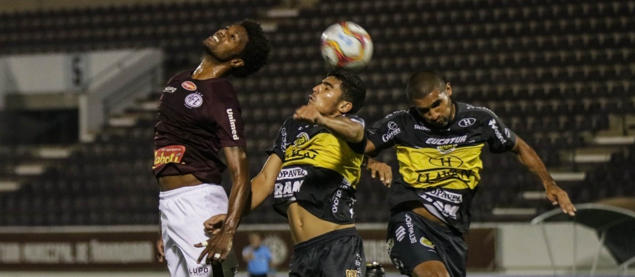 FC Cascavel empata com a Ferroviária em Araraquara