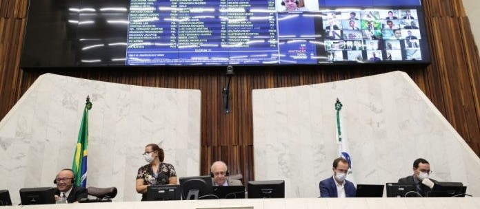 Deputados aprovaram por unanimidade repasse de R$ 37,7 milhões para Fundo da Saúde