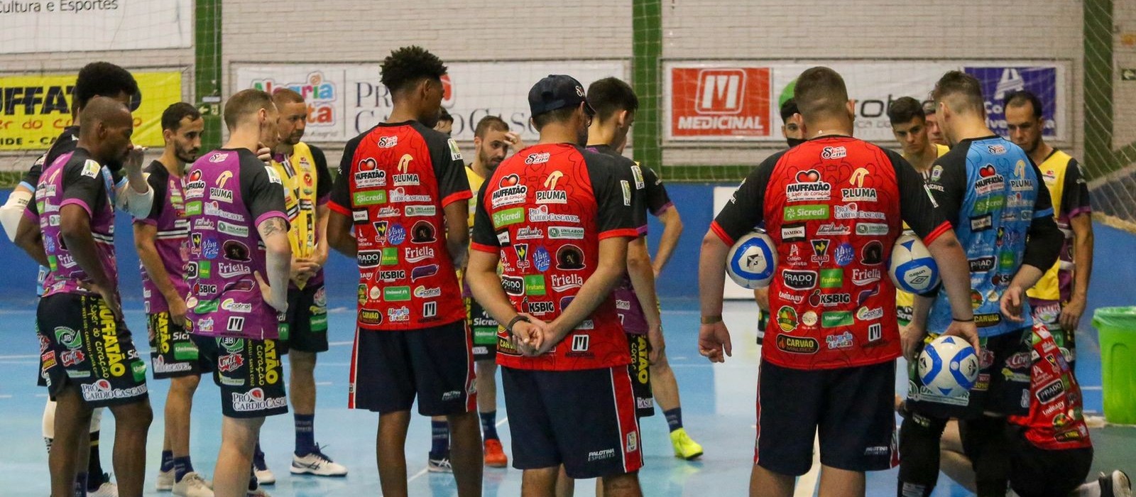 Cascavel Futsal enfrenta Mariópolis pela Série Ouro