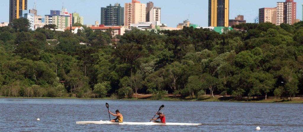 Lago Municipal de Cascavel recebe melhorias para atender a canoagem