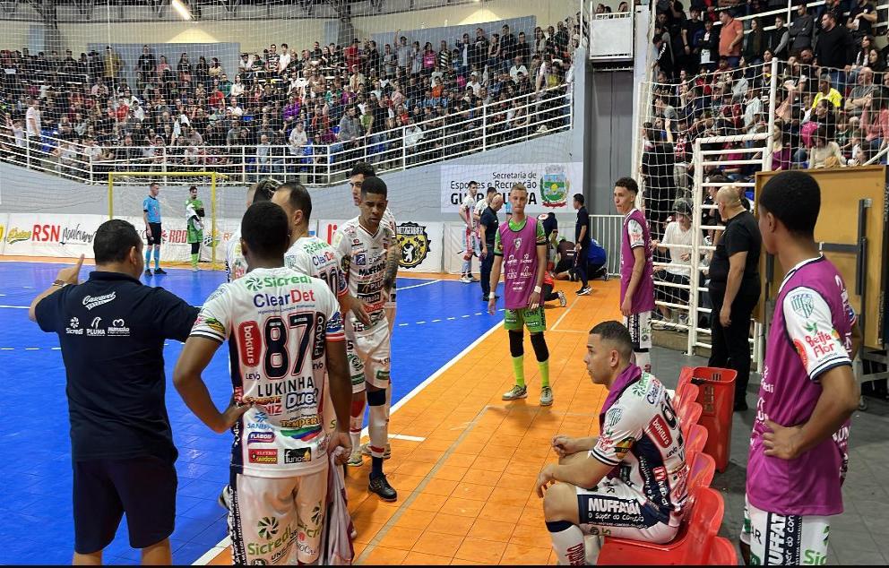 Cascavel Futsal é goleado pelo Guarapuava e fecha a temporada sem título