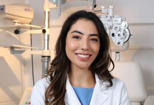 Uso excessivo de telas aumenta casos de síndrome do olho seco