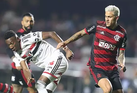 Flamengo e São Paulo se enfrentam nesta quarta-feira (14)
