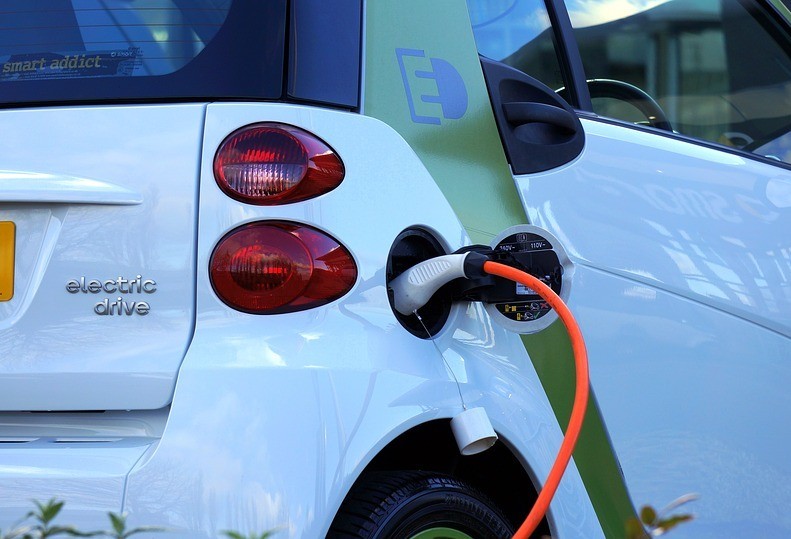 Curitiba terá carros elétricos compartilhados até 2025