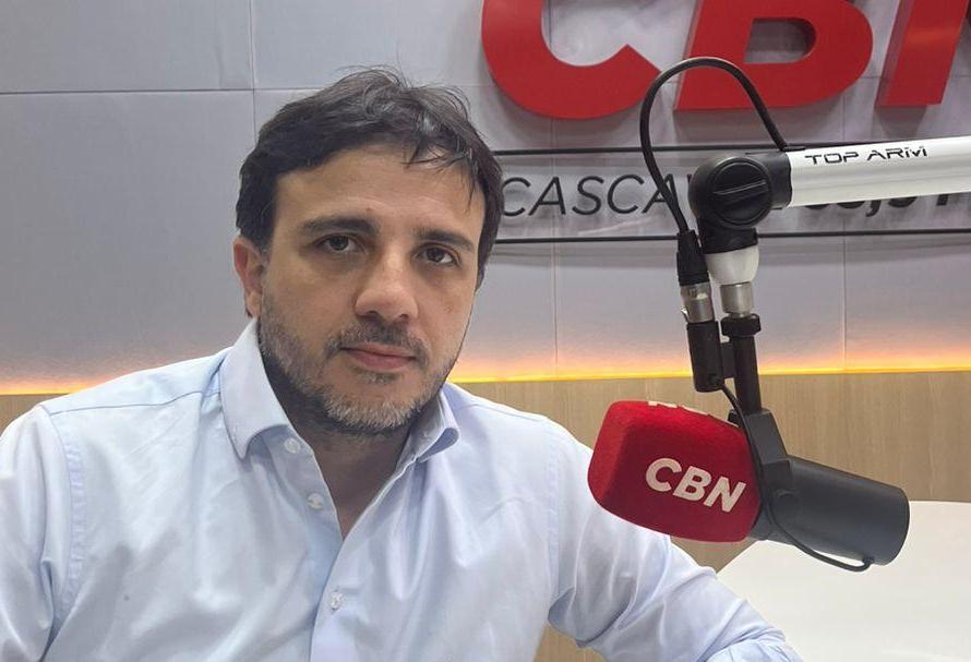 Entrevista com Renan Santos, pré-candidato à presidência pelo Partido Missão