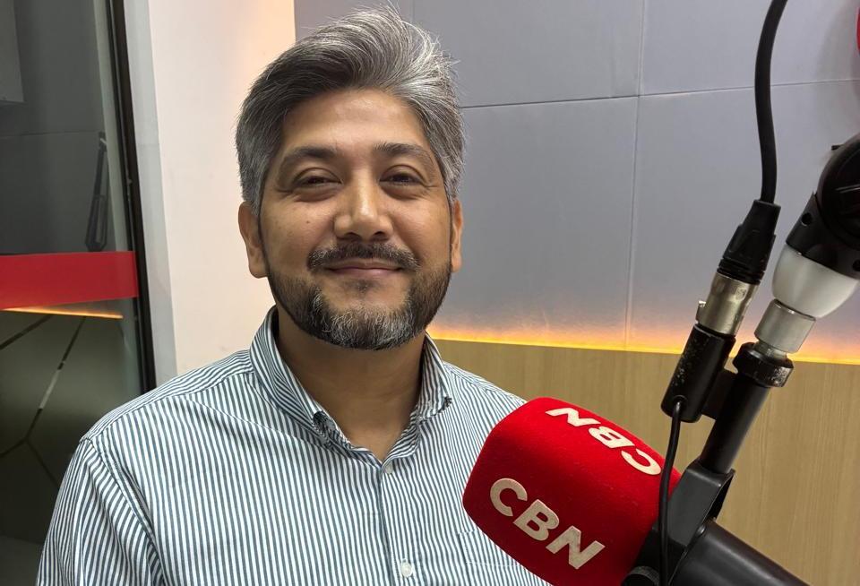 Vendas de carros elétricos e híbridos cresceram 26% em 2025