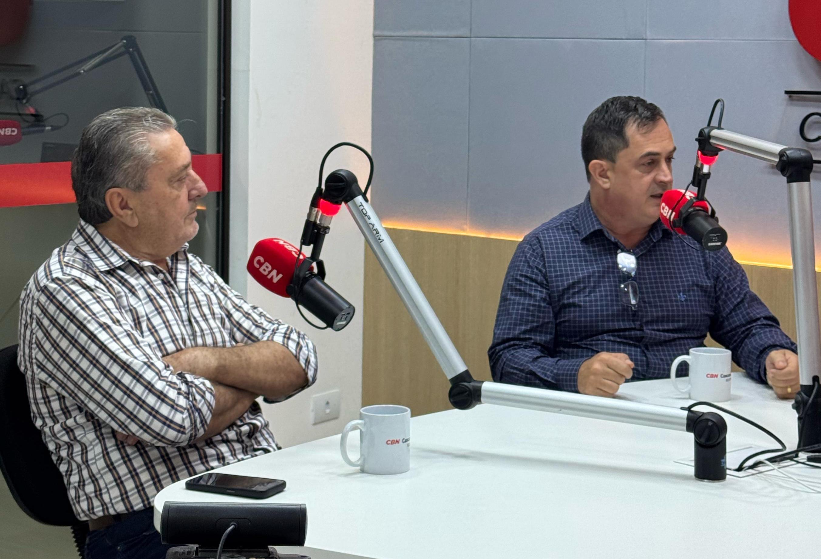 Devair Bortolato e Rodrigo Faraco explicam a importância do crédito de carbono