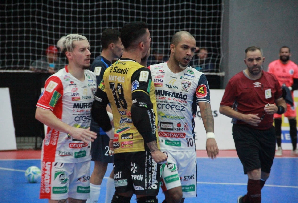 Cascavel Futsal vence Taubaté fora de casa e assume a quinta colocação 