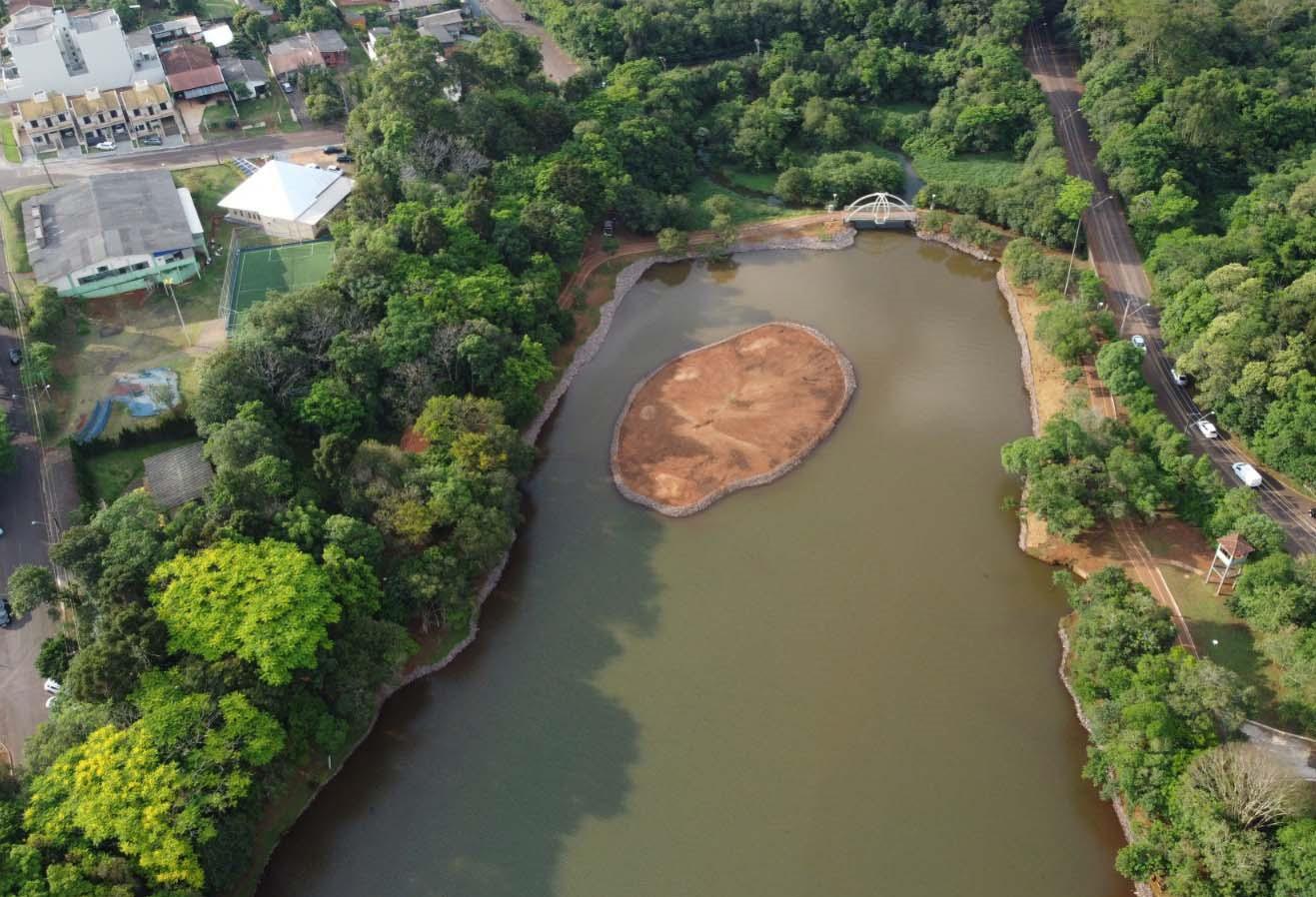 Sanepar avança na reurbanização de área que recebeu resíduos do Lago Municipal