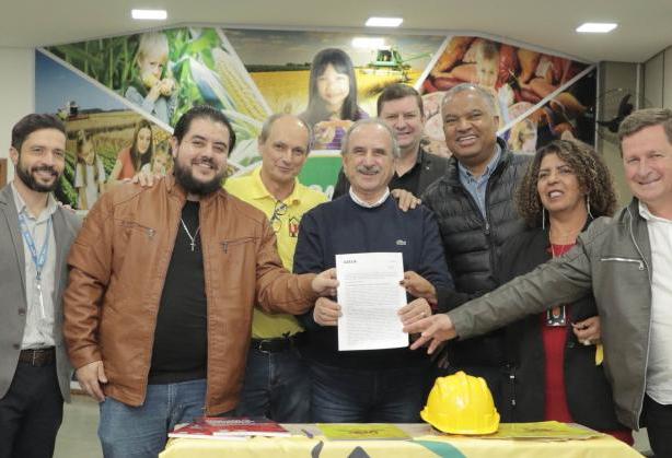 Prefeitura de Cascavel doa terreno e viabiliza construção de 96 moradias populares