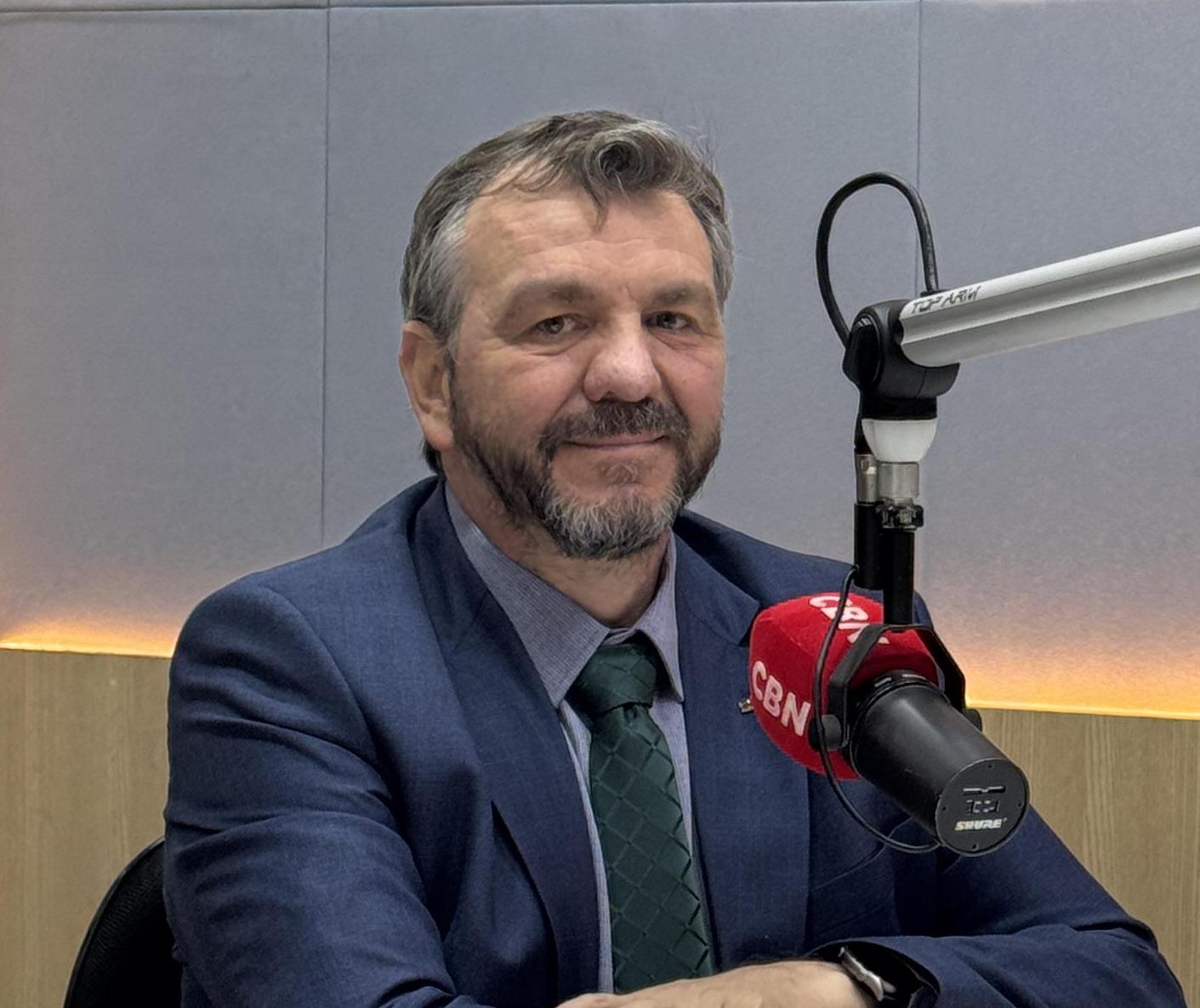 "O trânsito de Cascavel precisa da conscientização dos motoristas", orienta Dr. Emerson Klayton