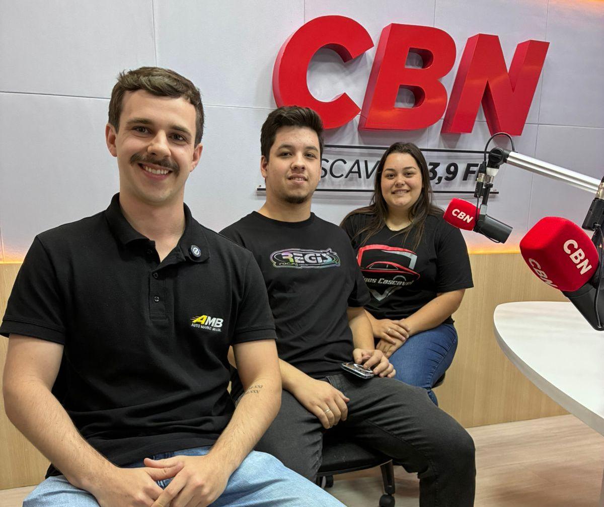 Leva Tudo Paraná reúne equipes de arrancada e carros antigos em Cascavel