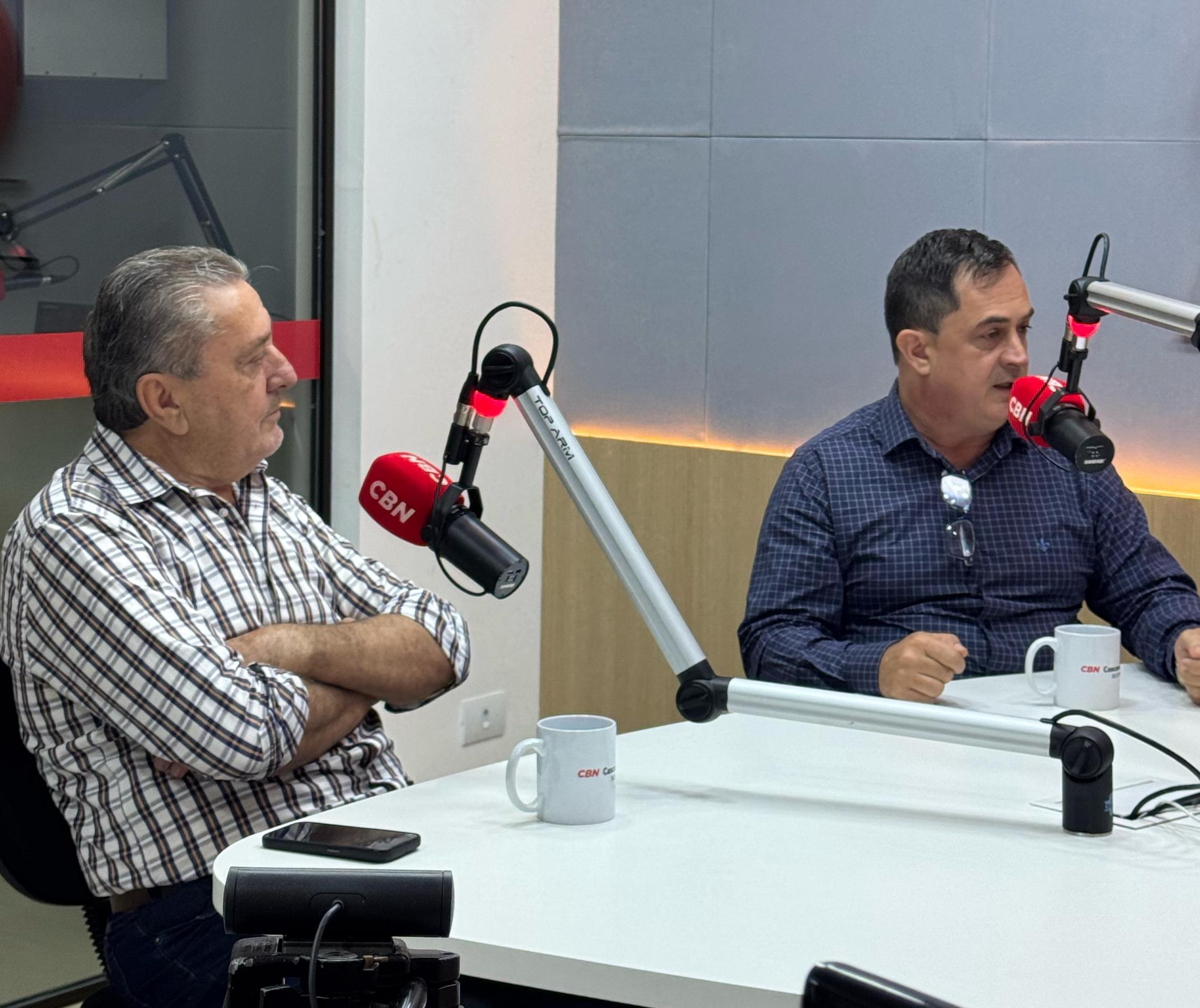 Devair Bortolato e Rodrigo Faraco explicam a importância do crédito de carbono