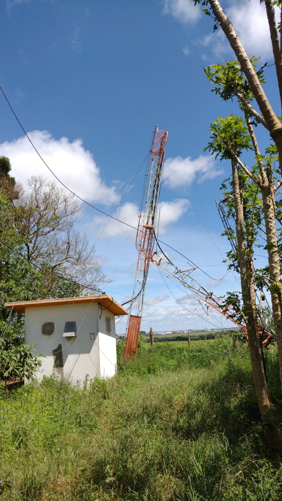 Torre de transmissão  da CBN Cascavel