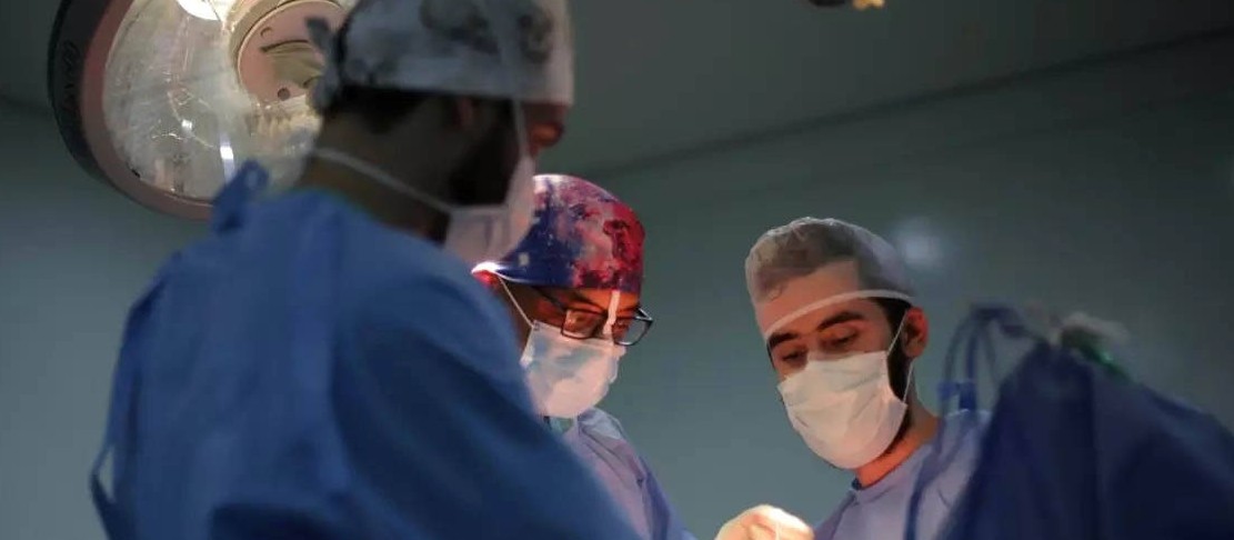 Hospital Universitário do Oeste realiza cirurgia de reconstrução de crânio com molde 3D