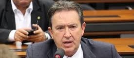 "Paraná é o estado que mais perde com o  abono salarial " diz deputado