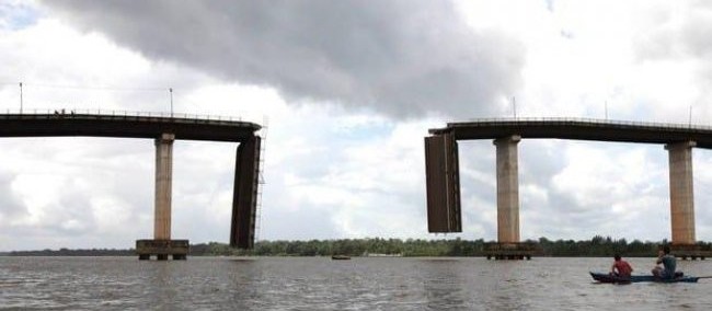 Foto de ponte Aynton Senna caída é falsa