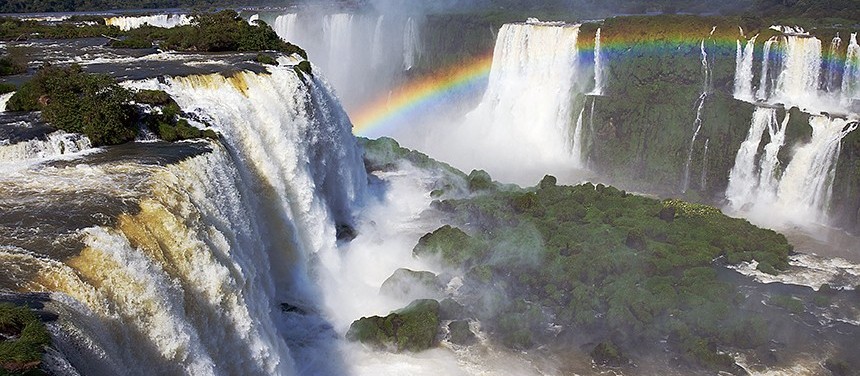 Foz do Iguaçu bate recorde histórico de visitação no 1º semestre
