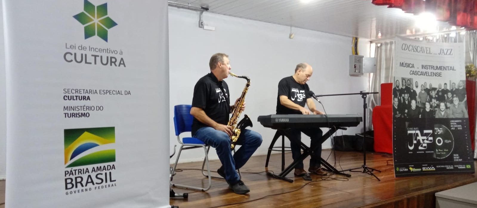 Cascavel Jazz leva música e palestras para escolas estaduais de Cascavel e região