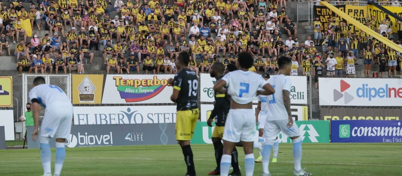 FC Cascavel vence Londrina por 2x0 no Olímpico