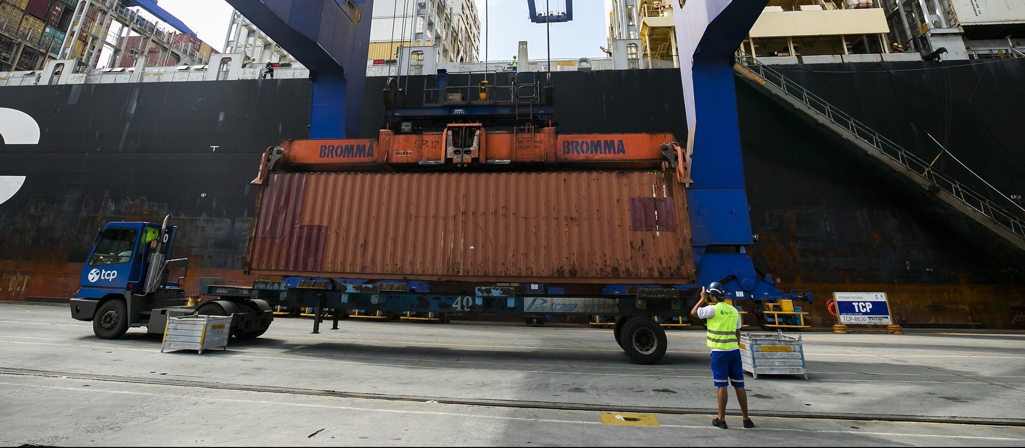 Exportações têm crescimento de 8,7% em setembro no Paraná