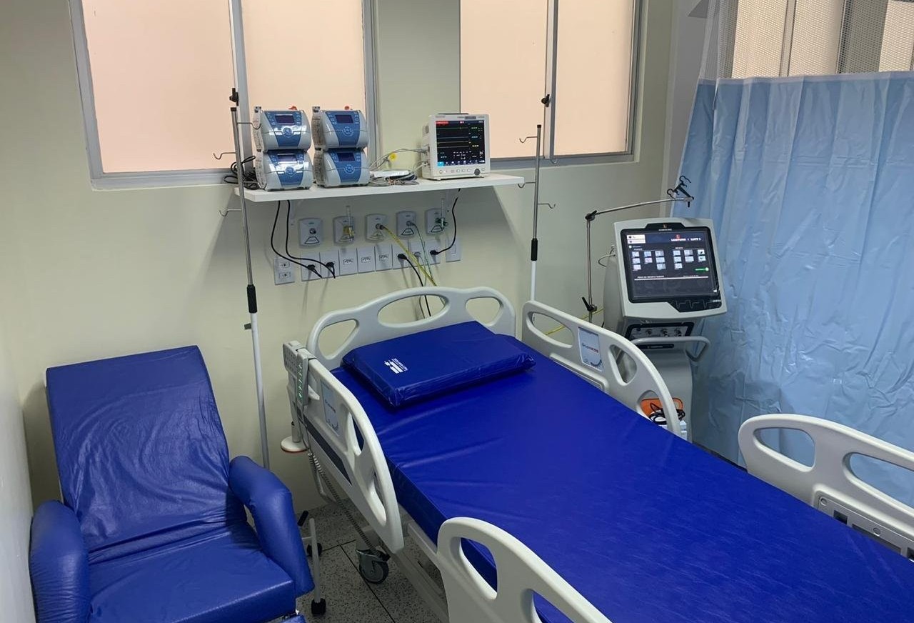 Hospital de Retaguarda inicia atendimento com 10 leitos de UTI e cinco de enfermaria 