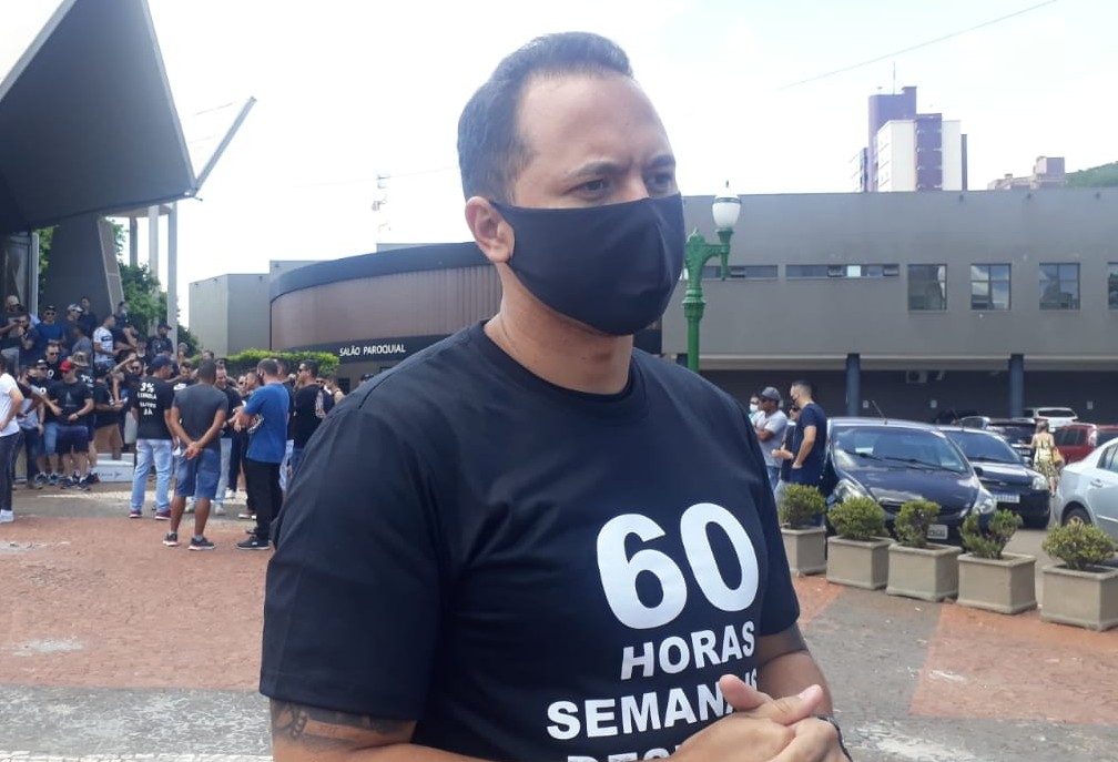 Policiais  Militares realizam manifestação por reposição salarial 