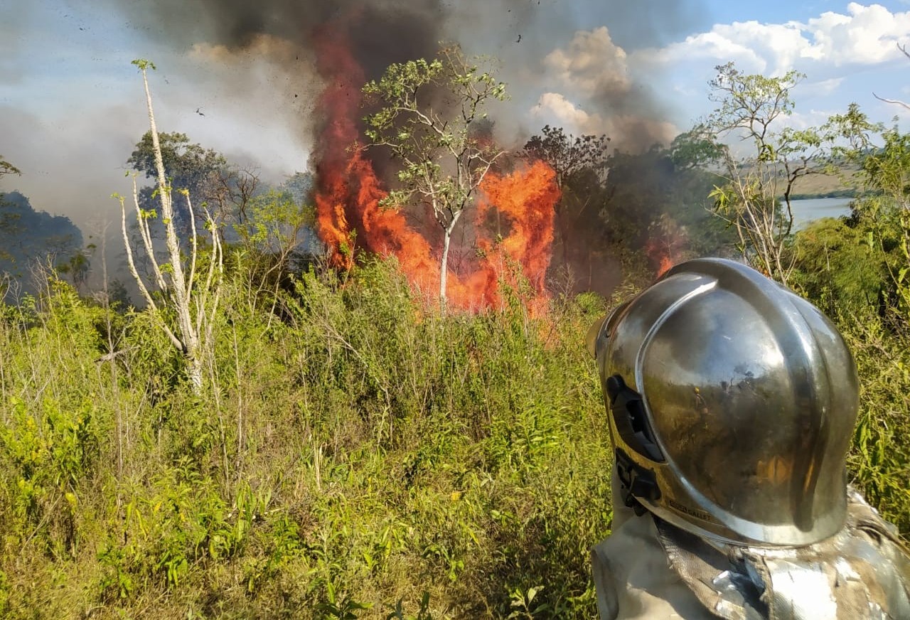 Operação de Combate a Incêndios Ambientais atua em novos focos em Quedas do Iguaçu