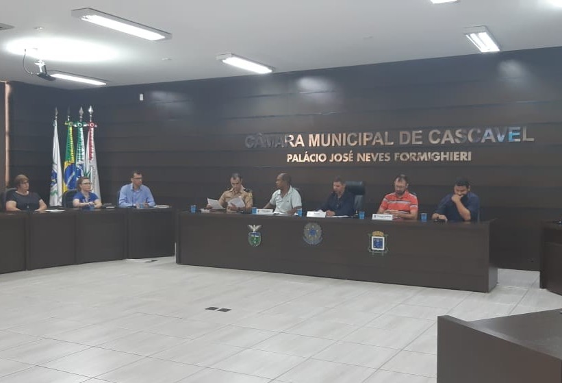 Autoridades discutem proibição ou não de fogos com estampido em Cascavel