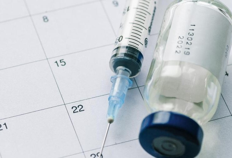 Deputados sugerem que Governo do Estado compre vacina por conta própria